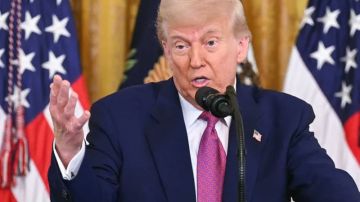 ترامب: أملك الحق المطلق لإعادة فرض الرسوم الجمركية ترامب: أملك الحق المطلق لإعادة فرض الرسوم الجمركية