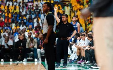 المدرب البرتغالي فاسكو كورادو يعلن اعتناقه الإسلام في تونس (فيديو) المدرب البرتغالي فاسكو كورادو يعلن اعتناقه الإسلام في تونس (فيديو)