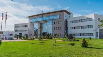 تتويج جامعة جندوبة بشهادة الإعتماد كجامعة مبادرة 