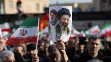 مجتبى خامنئي يتحدث عن فتح جبهات جديدة ويتوجه برسالة إلى جبهة المقاومة