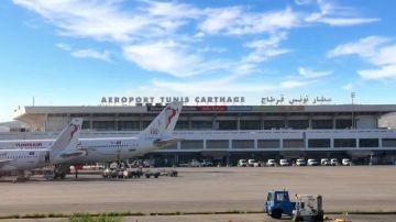 وصول 14 تونسيا إلى مطار تونس قرطاج بعد إجلائهم من لبنان