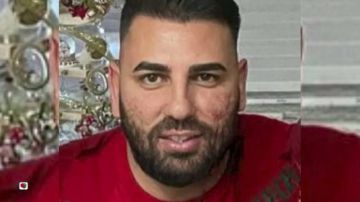 حجز اجهزة اتصال لاسلكية واموال.. أسرار وتفاصيل تكشف لأول مرة حول الاطاحة بالقيادي البارز بمافيا لاكامورا في تونس 