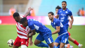 بعد توديع الكأس ...أجواء مشحونة في الإفريقي والبنزرتي في مرمى الانتقادات