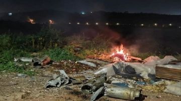 خلال ساعة.. إيران تطلق ثلاث موجات من الصواريخ ودوي انفجارات ضخمة في سماء القدس خلال ساعة.. إيران تطلق ثلاث موجات من الصواريخ ودوي انفجارات ضخمة في سماء القدس