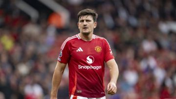 الحكم على هاري ماغواير بالسجن 15 شهرا