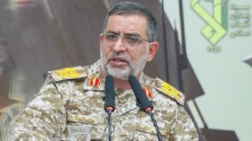 مقتل علي محمد نائيني المتحدث باسم الحرس الثوري الإيراني