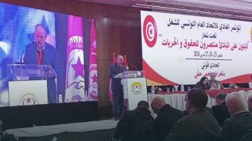 مؤتمر إتحاد الشغل: احتجاجات حول شرعية النيابات وإقرار العودة لـ قانون جربة مؤتمر إتحاد الشغل: احتجاجات حول شرعية النيابات وإقرار العودة لـ قانون جربة