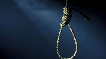  الجريمــة جدت بالجبل الأحمر .. الإعـدام لقــاتـل صديقه بآلة حادة