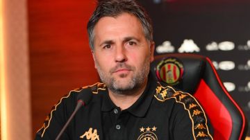 مدرب الترجي الرياضي يشيد بالأنصار.. ويستفز صن داونز بطرافة