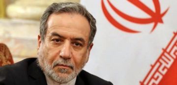 عراقجي يعود إلى باكستان بعد تعثر المفاوضات فيعمان و لقاء متوقع مع بوتين