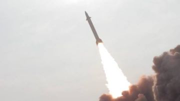 الحوثيون يشنون هجوما صاروخيا ثالثا على تل أبيب