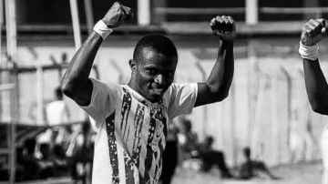 من الملعب إلى الفاجعة: مقتل لاعب كرة قدم شاب في اعتداء مسلح