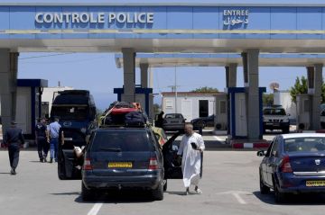 تونس والجزائر بمواجهة الانفجار الأمني في مالي