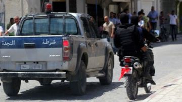 حملة امنية بمحيط سوق أريانة.. حجز 7 أطنان من الخضر والغلال وازالة الانتصاب الفوضوي