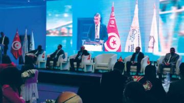 بنزرت .. رؤية التنمية في أفق 2050 محور ورشة عامل