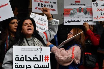 دفاع صحافيين موقوفين في تونس للقاضي: إنها محاكمة سياسية