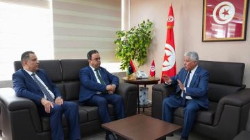 التعاون في مجالات التشغيل والتكوين المهني محور اجتماع تونسي ليبي