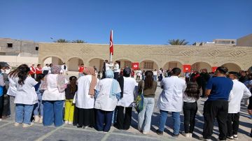 توزر.. حضور لافت للطلبة في الاحتفالات بعيد الشهداء توزر.. حضور لافت للطلبة في الاحتفالات بعيد الشهداء