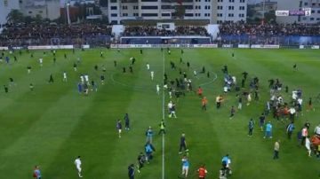 شغب جماهيري يؤجل انطلاق مباراة أولمبيك آسفي واتحاد العاصمة