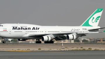 إيران: حركة طيران حذرة في المطارات المتضررة