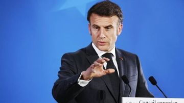 بلومبرغ: ماكرون ينتقد ترامب ويدعو الحلفاء إلى التضافر ضد الولايات المتحدة بلومبرغ: ماكرون ينتقد ترامب ويدعو الحلفاء إلى التضافر ضد الولايات المتحدة
