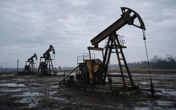 ارتفاع أسعار النفط مع تصاعد التوترات الأمريكية-الإيرانية ارتفاع أسعار النفط مع تصاعد التوترات الأمريكية-الإيرانية