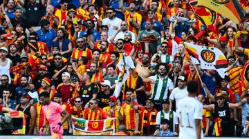 أبطال إفريقيا: جماهير الترجي الرياضي تصنع الحدث قبل صافرة البداية