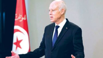 رئيس الجمهورية يفتتح معرض تونس الدولي للكتاب