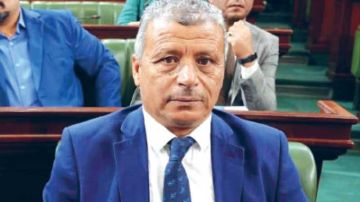 بسبب الوضعية الحرجة لشركة تيفارت ... نائب يدعو إلى تحرك عاجل لإنقاذ قطاع الفسفاط