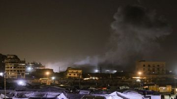 خلف شهداء وجرحى.. طيران الاحتلال يقصف قطاع غزة