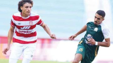 قبل القمة.. قرار مفاجئ يربك مواجهة مستقبل سليمان والنادي الإفريقي