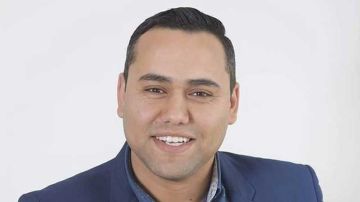 النائب أيمن بن صالح لـ الشروق يجب تعزيز حضورنا في إفريقيا النائب أيمن بن صالح لـ الشروق يجب تعزيز حضورنا في إفريقيا