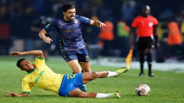 أبطال إفريقيا: الكاف يختار أفضل حكم لسنة 2025 لادارة مواجهة صن داونز والترجي الرياضي