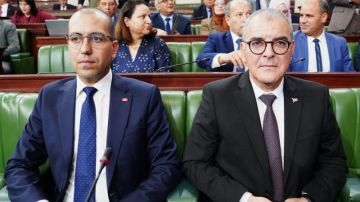 بعد الجدل...البرلمان يصادق على اتفاقيات لزمات انتاج الكهرباء بعد الجدل...البرلمان يصادق على اتفاقيات لزمات انتاج الكهرباء