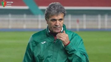 خالد بن يحيى ينتصر في دربي الجزائر