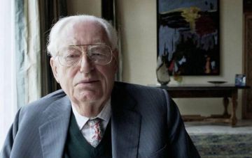 مكتب عائلة راوسينج يغلق أعماله في هونج كونج