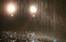 طقس الليلة.. أمطار غزيرة بهذه المناطق