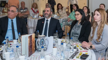 تونس تسلط الضوء على المكانة العالمية لزيت الزيتون البيولوجي تونس تسلط الضوء على المكانة العالمية لزيت الزيتون البيولوجي