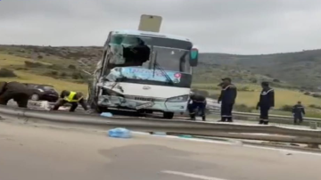 باجة: وفاة رضيع وإصابة 50 راكبا في انقلاب حافلة سياحية