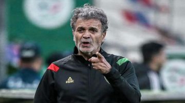 بن يحي يقود مولودية الجزائر للتتويج بالبطولة