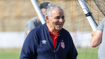 تطورات مثيرة في ملف فوزي البنزرتي والنادي الإفريقي