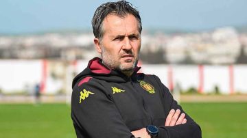 باتريس بوميل: “ جمهور الترجي الرياضي هو اللاعب رقم 12… واللقب هدفنا”