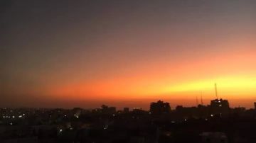 طقس الليلة.. قليل السحب و الحرارة تصل 24 درجة طقس الليلة.. قليل السحب و الحرارة تصل 24 درجة