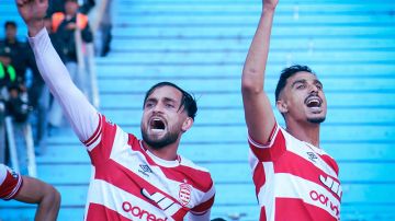أسامة السهيلي: “التتويج في الدربي لا يُنسى”