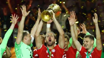 بيارن ميونخ يضم لقب كأس المانيا للبطولة