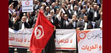 الأستاذ أنس الكدوسي يعود على الأسباب التي أدت إلى الاضراب العام للمحاماة (فيديو) الأستاذ أنس الكدوسي يعود على الأسباب التي أدت إلى الاضراب العام للمحاماة (فيديو)