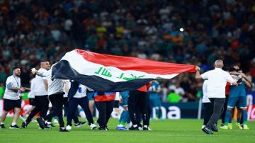 الفيفا يفاجئ العراق بقرار مثير قبل انطلاق مشواره في المونديال الفيفا يفاجئ العراق بقرار مثير قبل انطلاق مشواره في المونديال