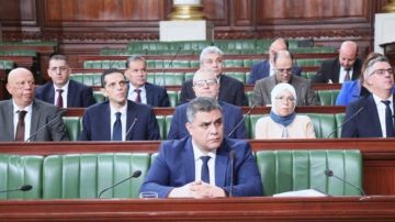 وزير الداخلية.. المؤسسة الأمنية ستظل حصنا منيعا لحماية البلاد