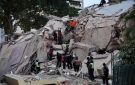 فرق الإنقاذ تمشط أنقاض زلزالي فنزويلا والمفقودون بالآلاف