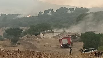 ساقية سيدي يوسف.. حريق بجبل قيبوب ساقية سيدي يوسف.. حريق بجبل قيبوب